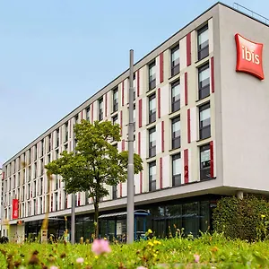 Ibis West Hotel