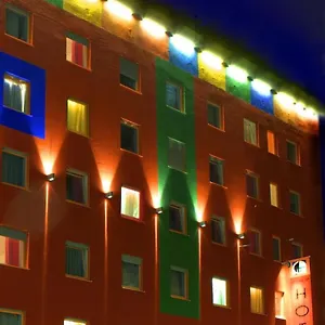 1st Creatif Elephant Hotel