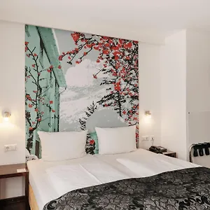 Hotell Helvetia Center, München